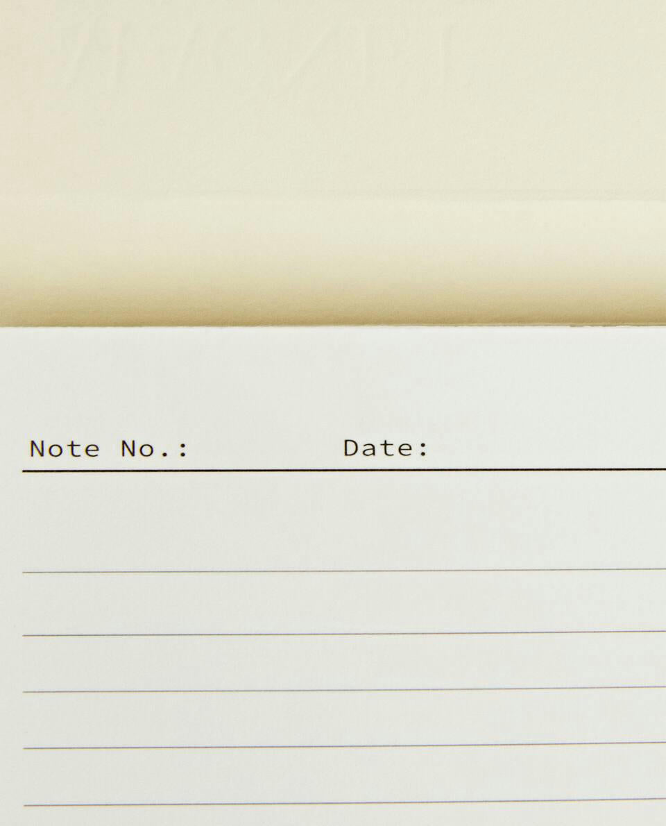 MAGNETIC NOTEPAD