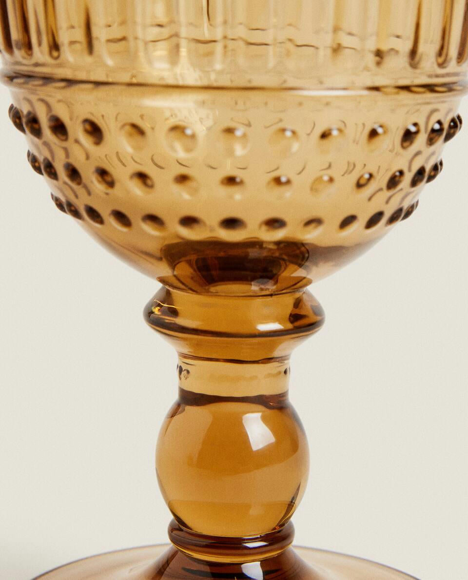 RAISED DESIGN GLASS