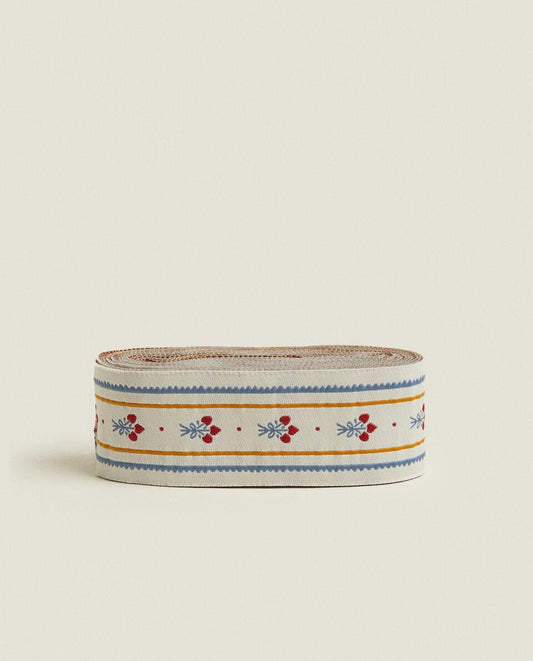 CHILDREN’S REVERSIBLE CHRISTMAS GIFT WRAPPING RIBBON