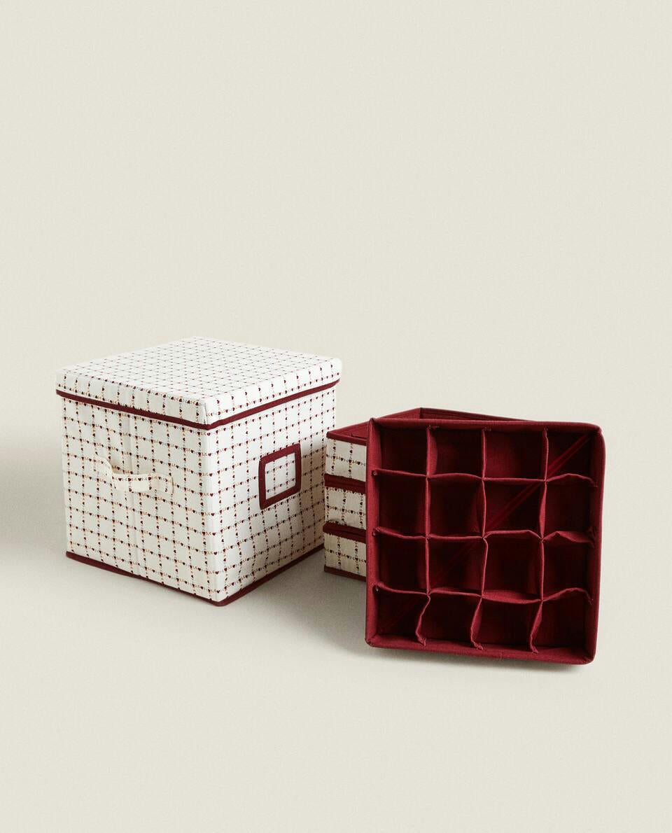 CHRISTMAS STORAGE BOX WITH HEARTS