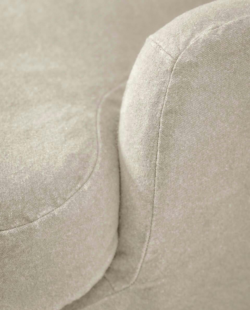 SOFA 01